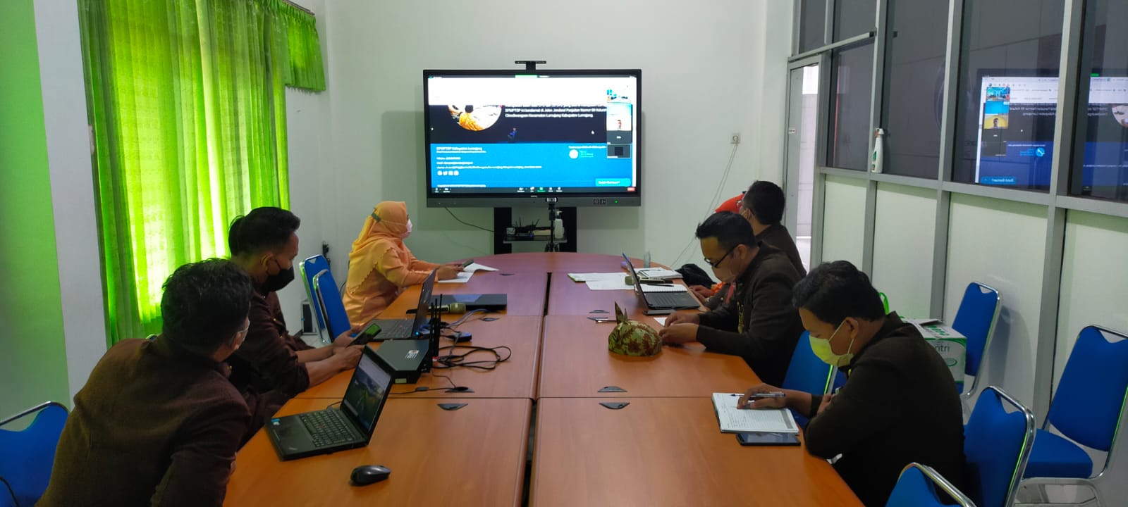 DPMPTSP bareng DISKOMINFO Kabupaten Lumajang Ikuti Uji Kesesuaian sistem e-Simpadu dengan BSrE